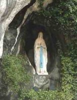 Grotte und Quelle Lourdes